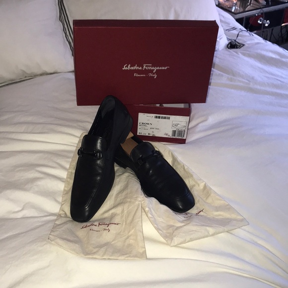 Ferragamo loafer main image 4